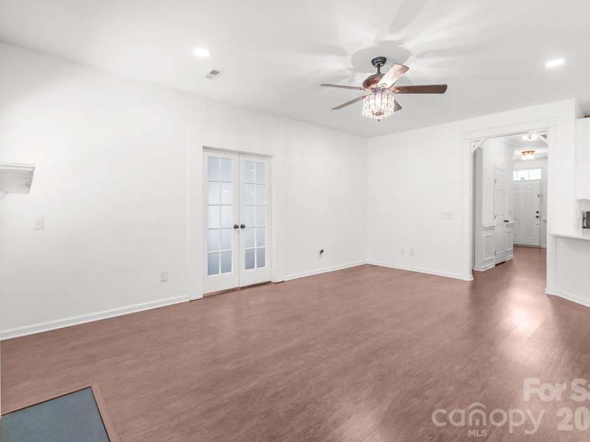 7708 Antique Circle, Waxhaw, NC 28173.  MLS# CAR4414105, YatesRealty ID 44430. 