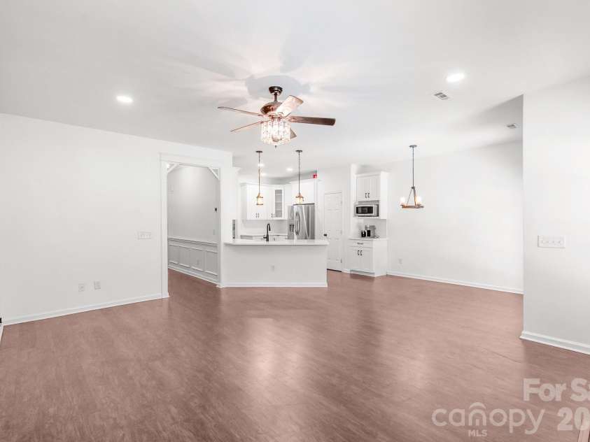 7708 Antique Circle, Waxhaw, NC 28173.  MLS# CAR4414105, YatesRealty ID 44430. 