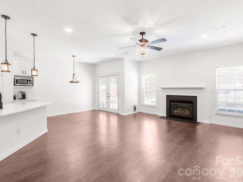 7708 Antique Circle, Waxhaw, NC 28173.  MLS# CAR4414105, YatesRealty ID 44430. 