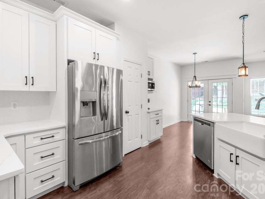 7708 Antique Circle, Waxhaw, NC 28173.  MLS# CAR4414105, YatesRealty ID 44430. 