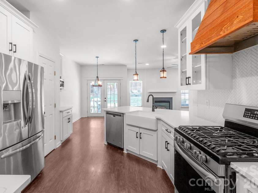 7708 Antique Circle, Waxhaw, NC 28173.  MLS# CAR4414105, YatesRealty ID 44430. 