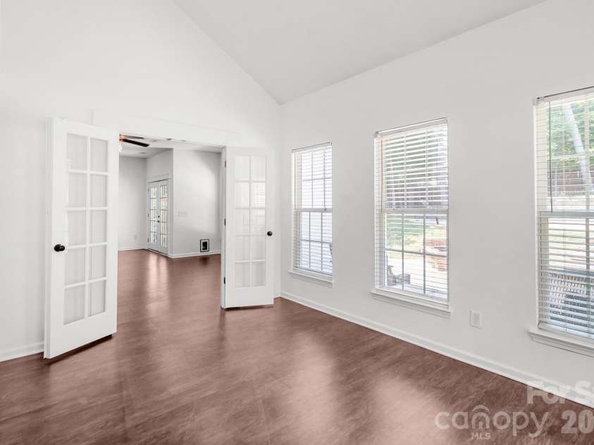 7708 Antique Circle, Waxhaw, NC 28173.  MLS# CAR4414105, YatesRealty ID 44430. 