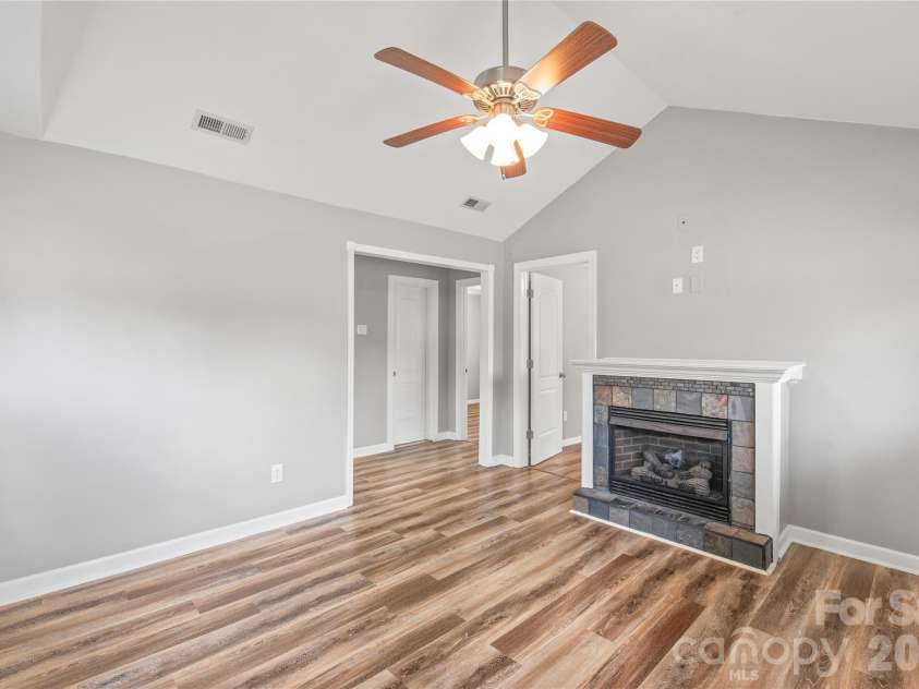 712 Cauthen Street, Rock Hill, SC 29730.  MLS# CAR4414831, YatesRealty ID 44431. 