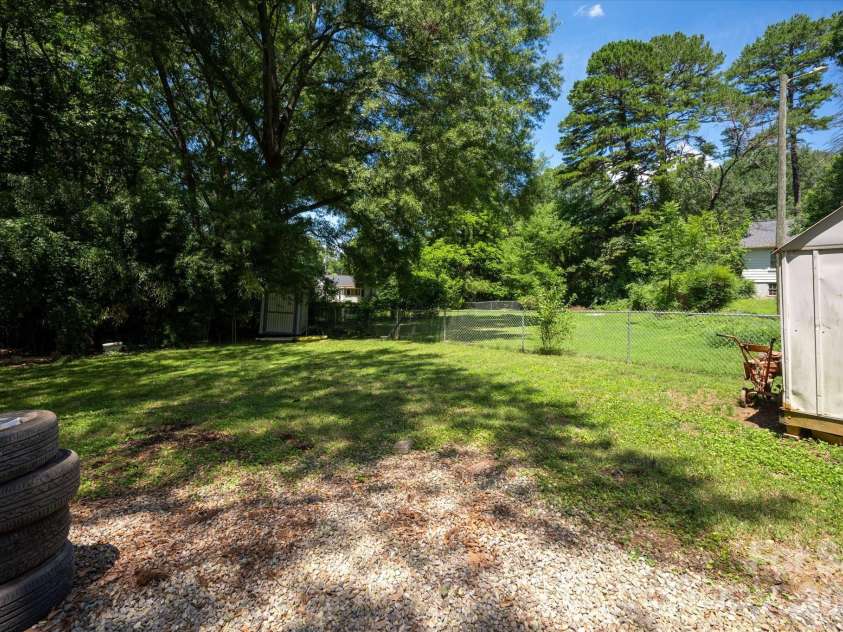 709 Weldon Street, Gastonia, NC 28052.  MLS# CAR4409472, YatesRealty ID 44433. 