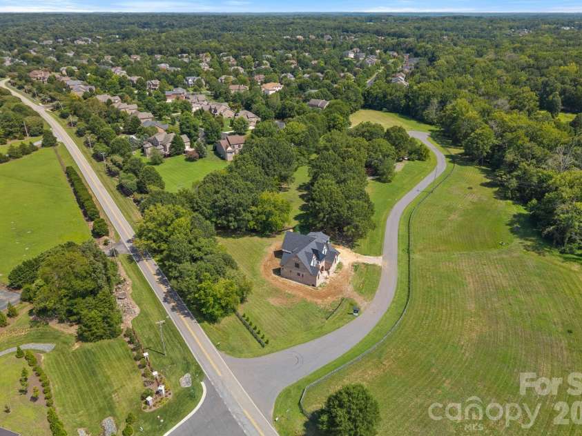 1011 Helaina Court, Waxhaw, NC 28173.  MLS# CAR4414088, YatesRealty ID 44437. 