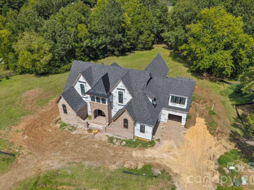 1011 Helaina Court, Waxhaw, NC 28173.  MLS# CAR4414088, YatesRealty ID 44437. 