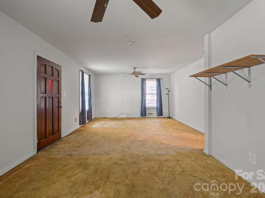 320 Myrtle School Road, Gastonia, NC 28052.  MLS# CAR4414405, YatesRealty ID 44438. 