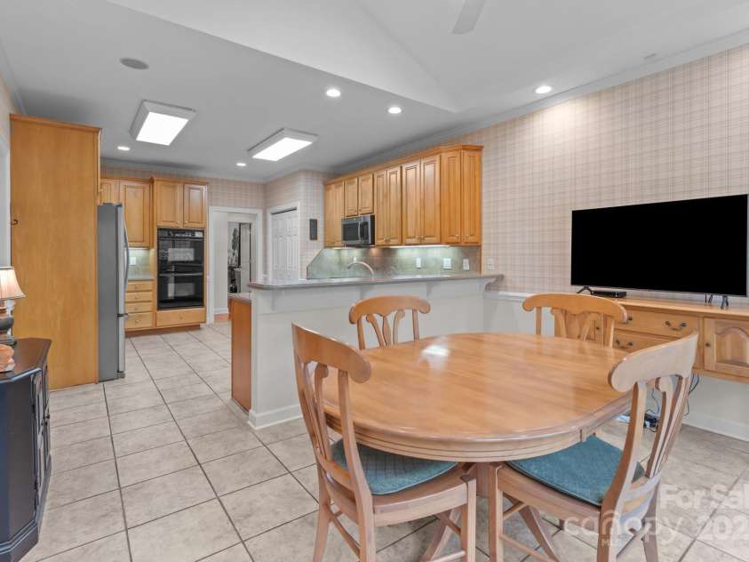 104 Chalfont Court, Salisbury, NC 28147.  MLS# CAR4242860, YatesRealty ID 4444. 