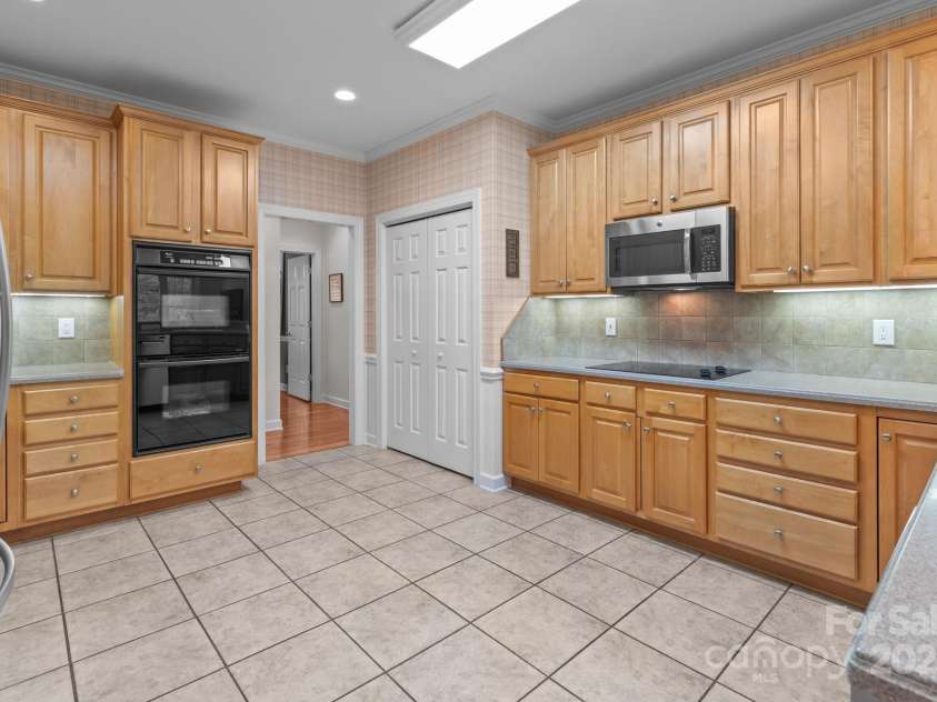 104 Chalfont Court, Salisbury, NC 28147.  MLS# CAR4242860, YatesRealty ID 4444. 