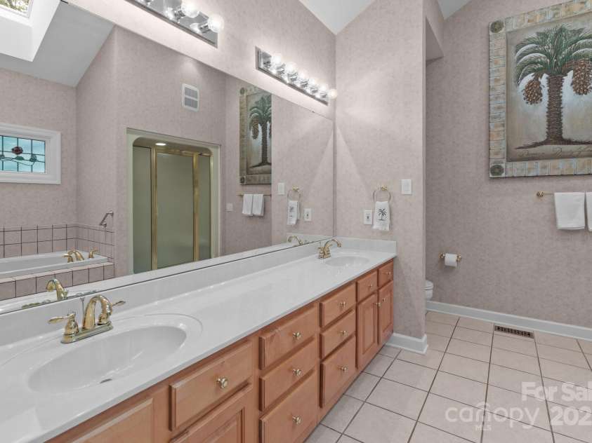 104 Chalfont Court, Salisbury, NC 28147.  MLS# CAR4242860, YatesRealty ID 4444. 