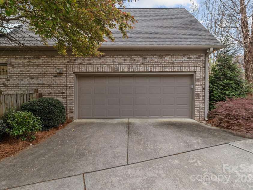 104 Chalfont Court, Salisbury, NC 28147.  MLS# CAR4242860, YatesRealty ID 4444. 