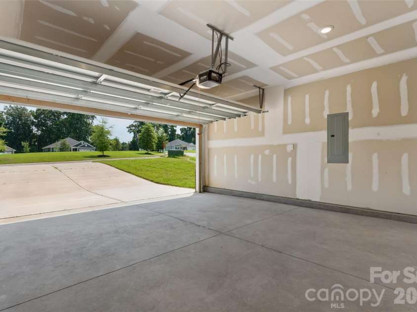 110 Morningside Loop, Troutman, NC 28166.  MLS# CAR4389466, YatesRealty ID 44443. 2 Car Garage