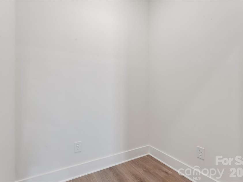 110 Morningside Loop, Troutman, NC 28166.  MLS# CAR4389466, YatesRealty ID 44443. Drop Zone Space