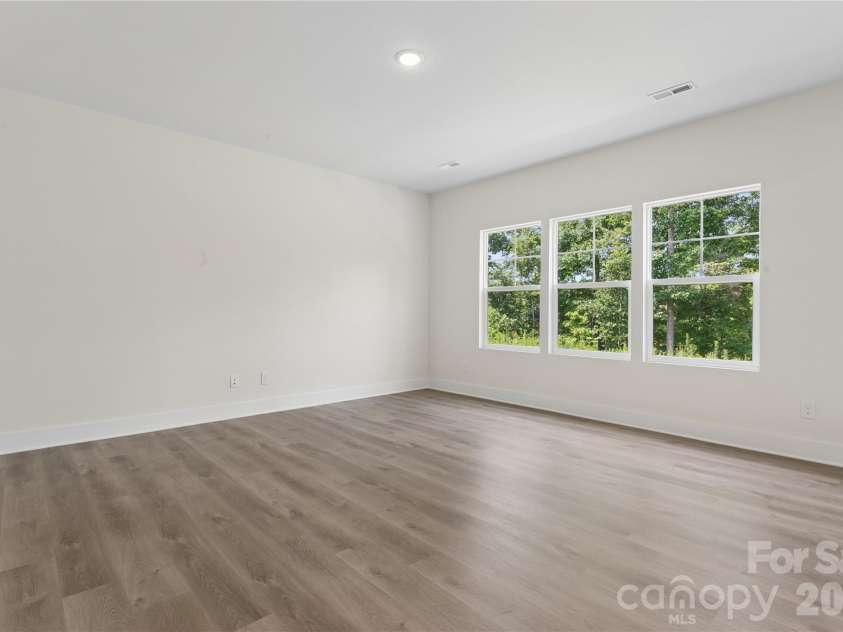 110 Morningside Loop, Troutman, NC 28166.  MLS# CAR4389466, YatesRealty ID 44443. Living Room