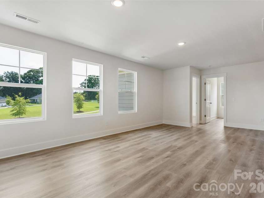 110 Morningside Loop, Troutman, NC 28166.  MLS# CAR4389466, YatesRealty ID 44443. Loft Space