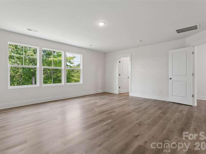 110 Morningside Loop, Troutman, NC 28166.  MLS# CAR4389466, YatesRealty ID 44443. Primary Bedroom