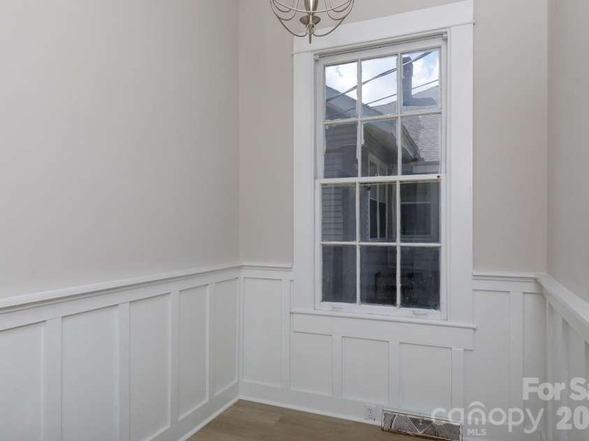 157 Walnut Street, Chester, SC 29706.  MLS# CAR4414752, YatesRealty ID 44446. 