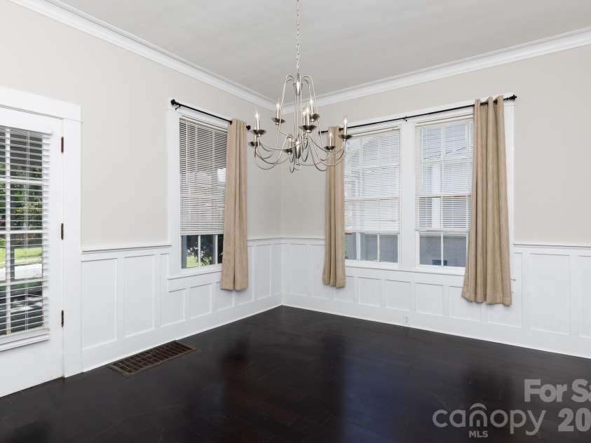 157 Walnut Street, Chester, SC 29706.  MLS# CAR4414752, YatesRealty ID 44446. 