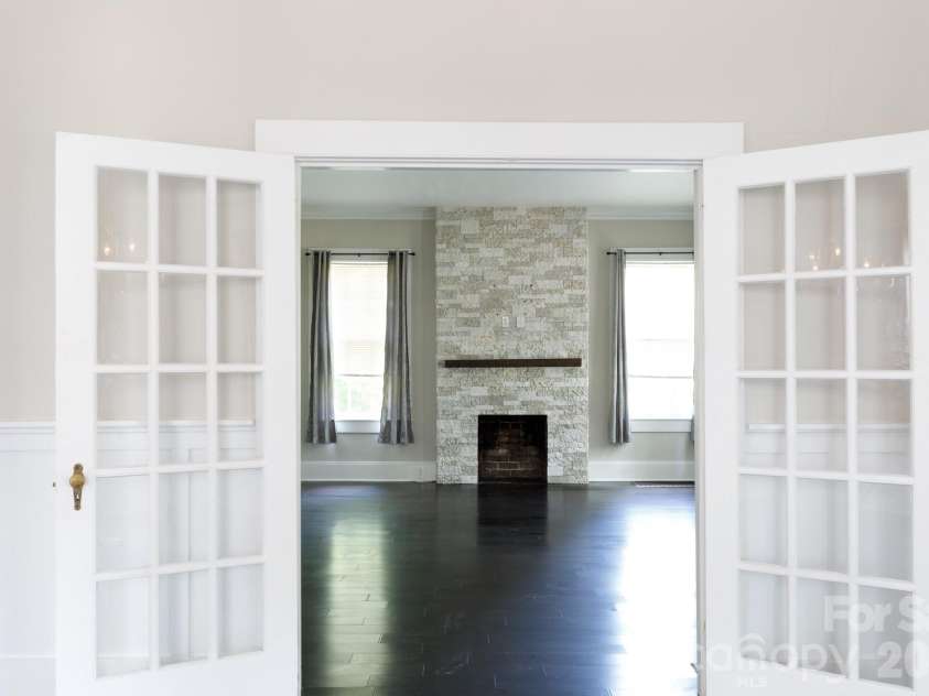 157 Walnut Street, Chester, SC 29706.  MLS# CAR4414752, YatesRealty ID 44446. 
