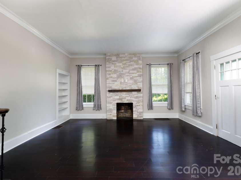 157 Walnut Street, Chester, SC 29706.  MLS# CAR4414752, YatesRealty ID 44446. 