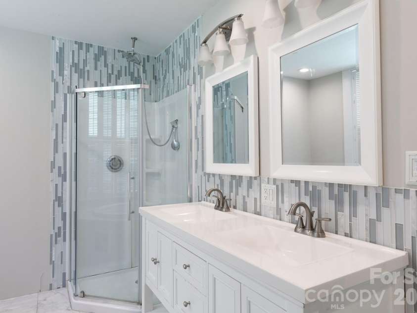 157 Walnut Street, Chester, SC 29706.  MLS# CAR4414752, YatesRealty ID 44446. 