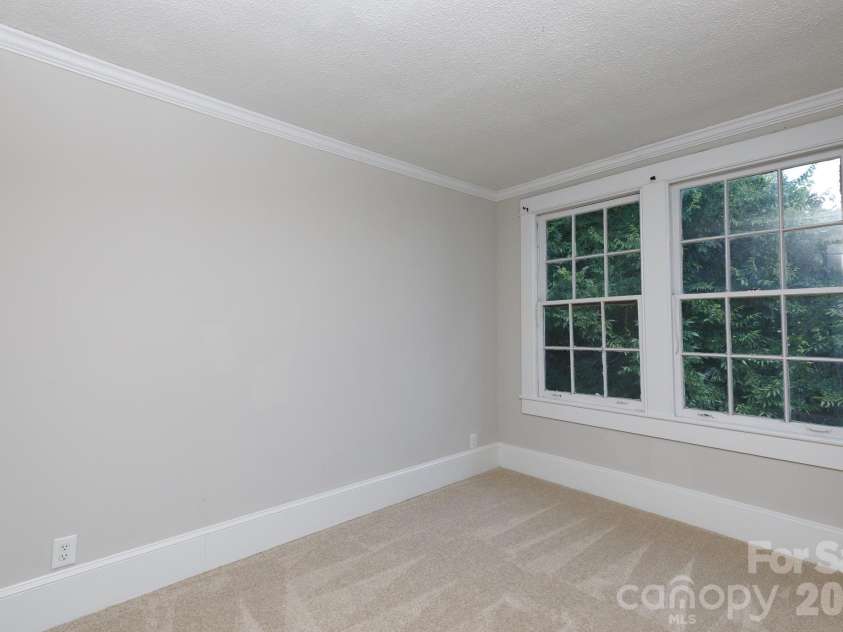 157 Walnut Street, Chester, SC 29706.  MLS# CAR4414752, YatesRealty ID 44446. 