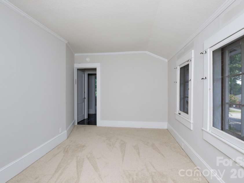 157 Walnut Street, Chester, SC 29706.  MLS# CAR4414752, YatesRealty ID 44446. 