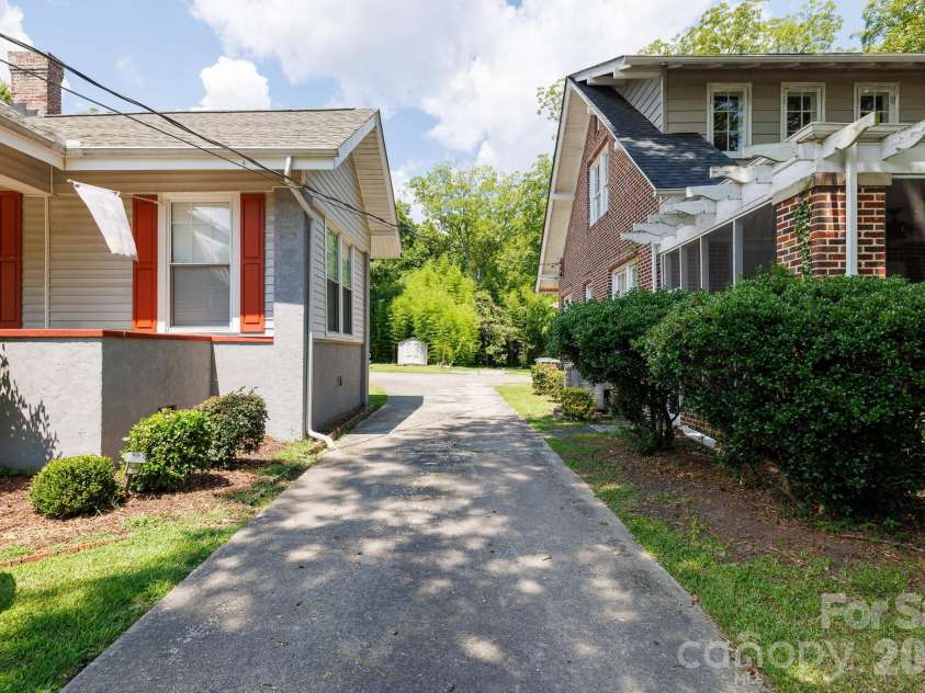 157 Walnut Street, Chester, SC 29706.  MLS# CAR4414752, YatesRealty ID 44446. 