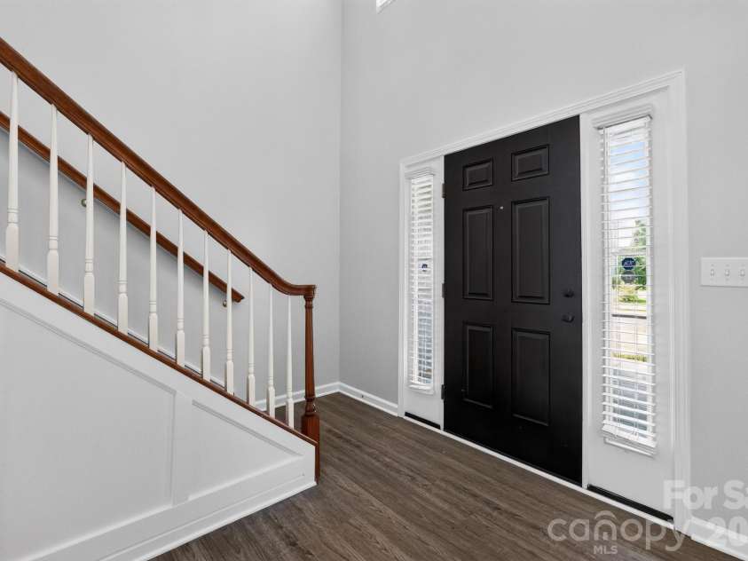 141 Crestwood Drive, Mount Holly, NC 28120.  MLS# CAR4414824, YatesRealty ID 44448. 
