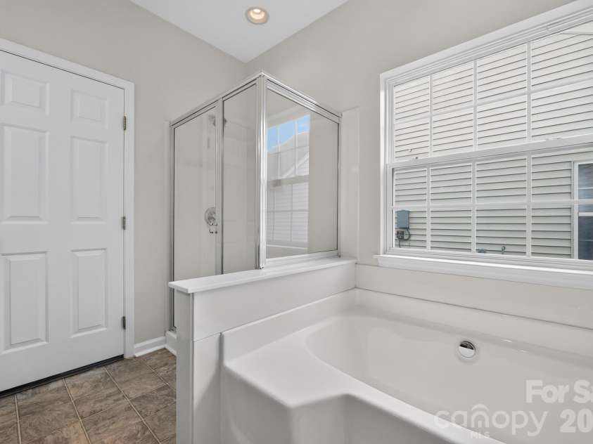 141 Crestwood Drive, Mount Holly, NC 28120.  MLS# CAR4414824, YatesRealty ID 44448. 