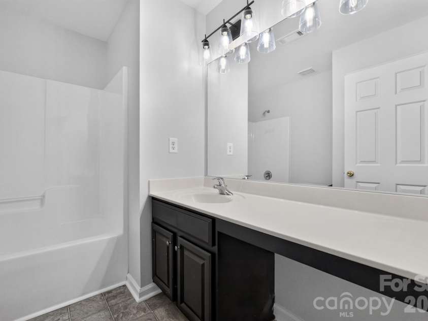 141 Crestwood Drive, Mount Holly, NC 28120.  MLS# CAR4414824, YatesRealty ID 44448. 