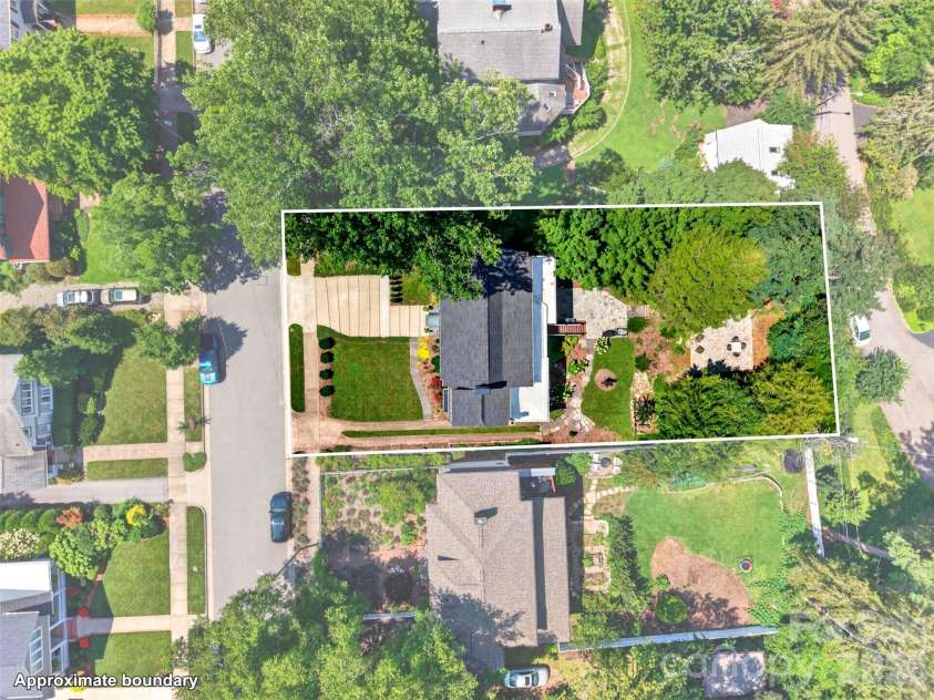 55 Edgemont Road, Asheville, NC 28801.  MLS# CAR4412693, YatesRealty ID 44449. Property outline - approximate