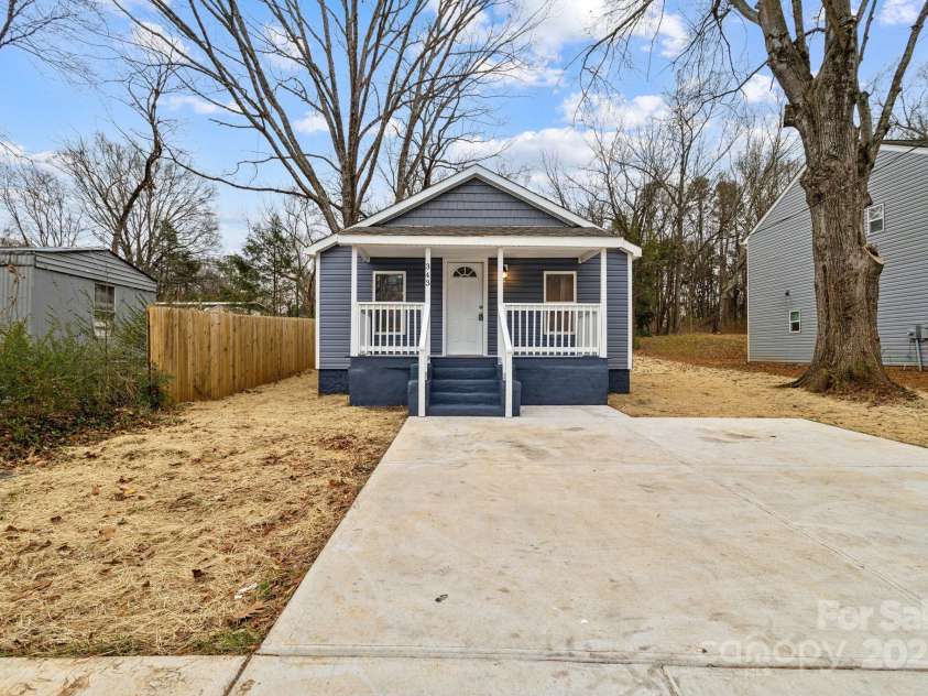 343 Bell Street, Mooresville, NC 28115.  MLS# CAR4225124, YatesRealty ID 4445. 