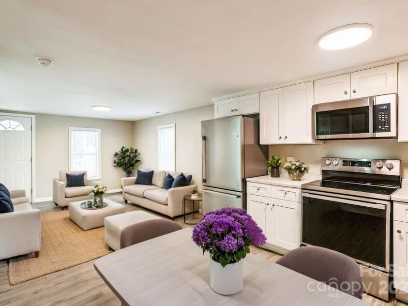 343 Bell Street, Mooresville, NC 28115.  MLS# CAR4225124, YatesRealty ID 4445. 