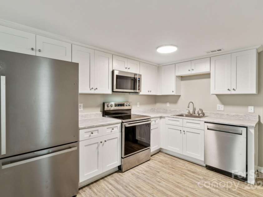 343 Bell Street, Mooresville, NC 28115.  MLS# CAR4225124, YatesRealty ID 4445. 