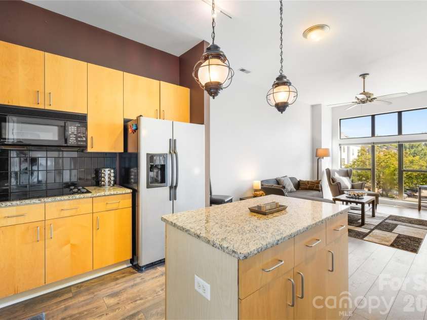 706 Davidson Street, Charlotte, NC 28202.  MLS# CAR4356946, YatesRealty ID 44450. 