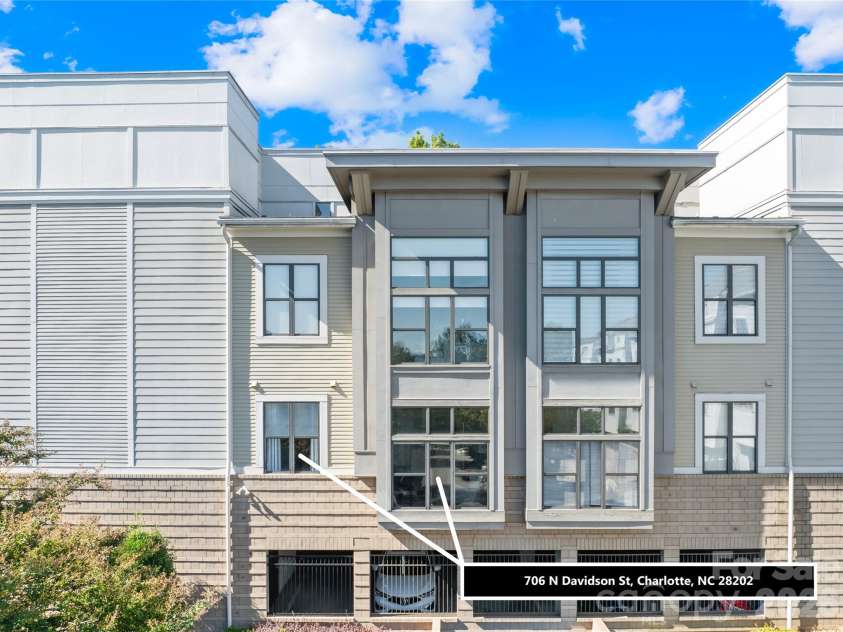 706 Davidson Street, Charlotte, NC 28202.  MLS# CAR4356946, YatesRealty ID 44450. 