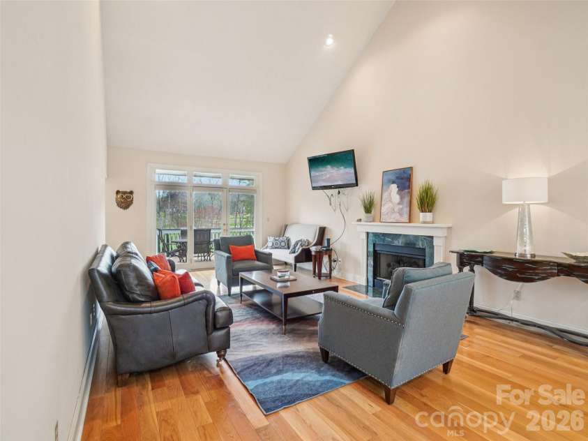 38 Highland Pointe Drive, Weaverville, NC 28787.  MLS# CAR4357274, YatesRealty ID 44451. 