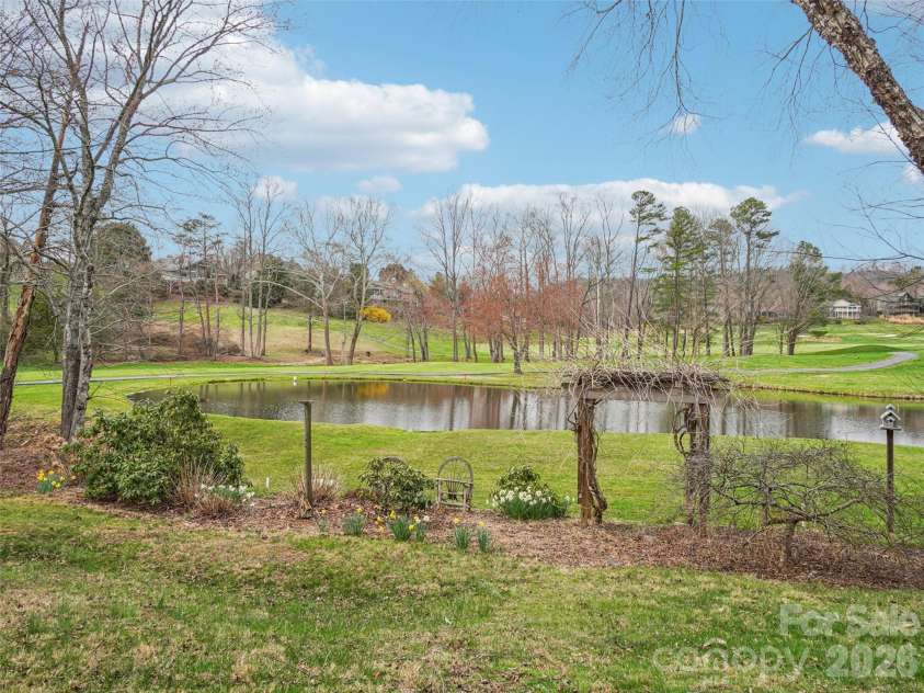 38 Highland Pointe Drive, Weaverville, NC 28787.  MLS# CAR4357274, YatesRealty ID 44451. 