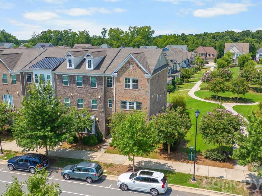 11645 Red Rust Lane, Charlotte, NC 28277.  MLS# CAR4409968, YatesRealty ID 44452. 