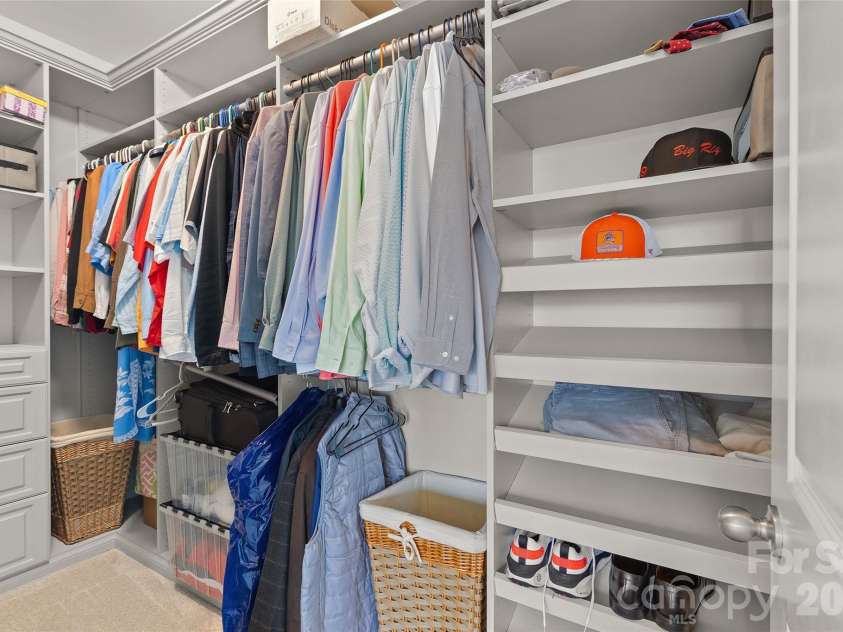 11645 Red Rust Lane, Charlotte, NC 28277.  MLS# CAR4409968, YatesRealty ID 44452. Custom Closet