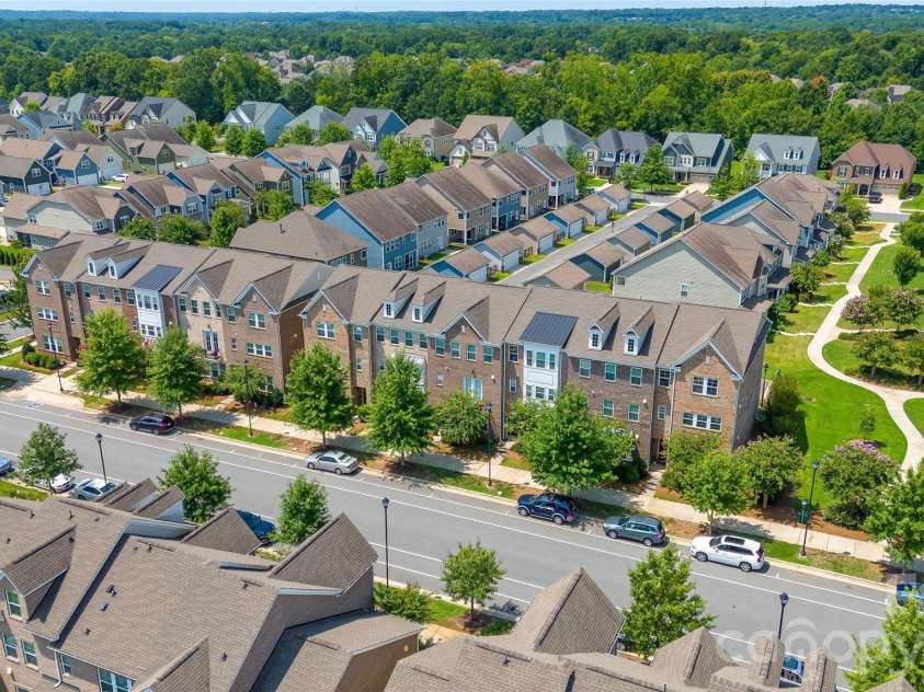 11645 Red Rust Lane, Charlotte, NC 28277.  MLS# CAR4409968, YatesRealty ID 44452. Location, Location, Location