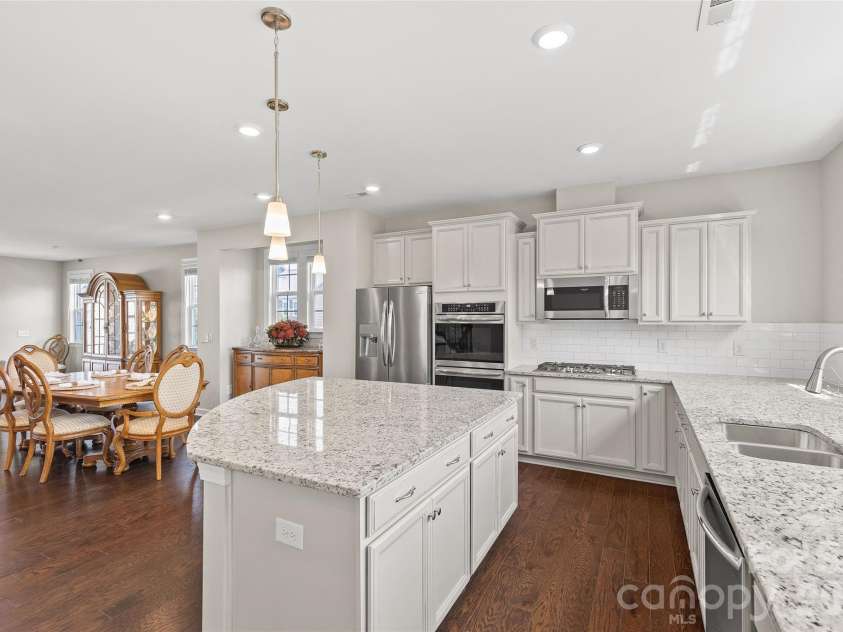 11645 Red Rust Lane, Charlotte, NC 28277.  MLS# CAR4409968, YatesRealty ID 44452. Open Floor Plan