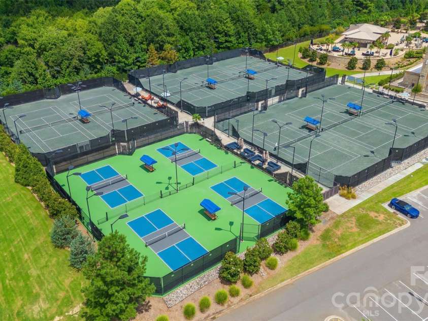 11645 Red Rust Lane, Charlotte, NC 28277.  MLS# CAR4409968, YatesRealty ID 44452. Pickleball and Tennis