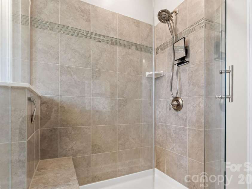 11645 Red Rust Lane, Charlotte, NC 28277.  MLS# CAR4409968, YatesRealty ID 44452. Primary Bathroom - Walk-in Shower