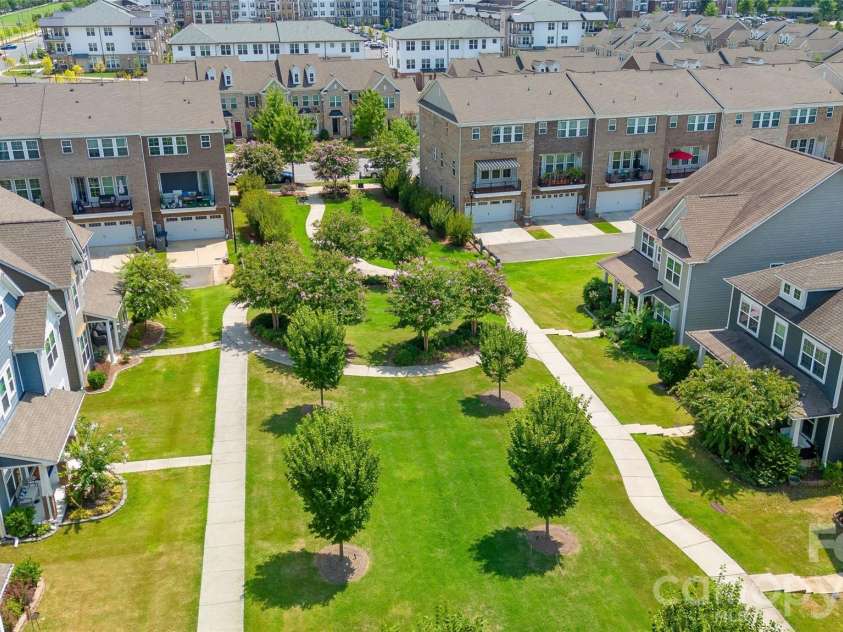 11645 Red Rust Lane, Charlotte, NC 28277.  MLS# CAR4409968, YatesRealty ID 44452. Residential and Commercial Space