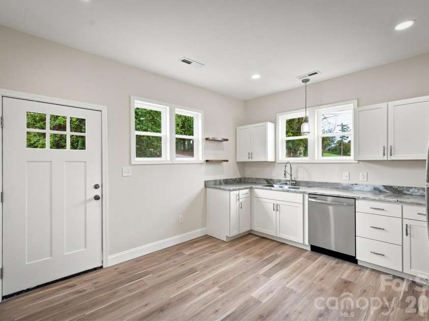 100 Gardner Street, Hickory, NC 28601.  MLS# CAR4414739, YatesRealty ID 44454. Kitchen and back door