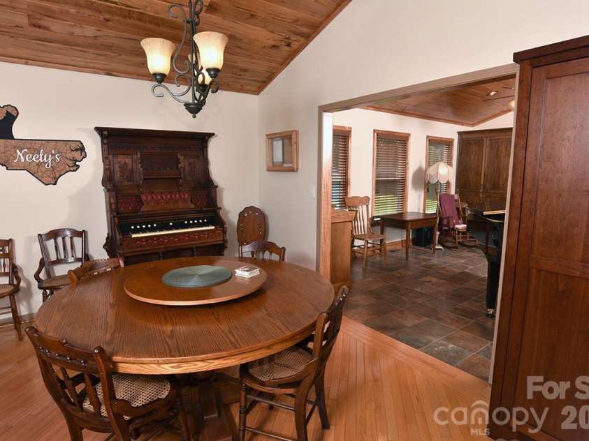1175 Panhandle Road, Gold Hill, NC 28071.  MLS# CAR4414102, YatesRealty ID 44457. DINING AREA