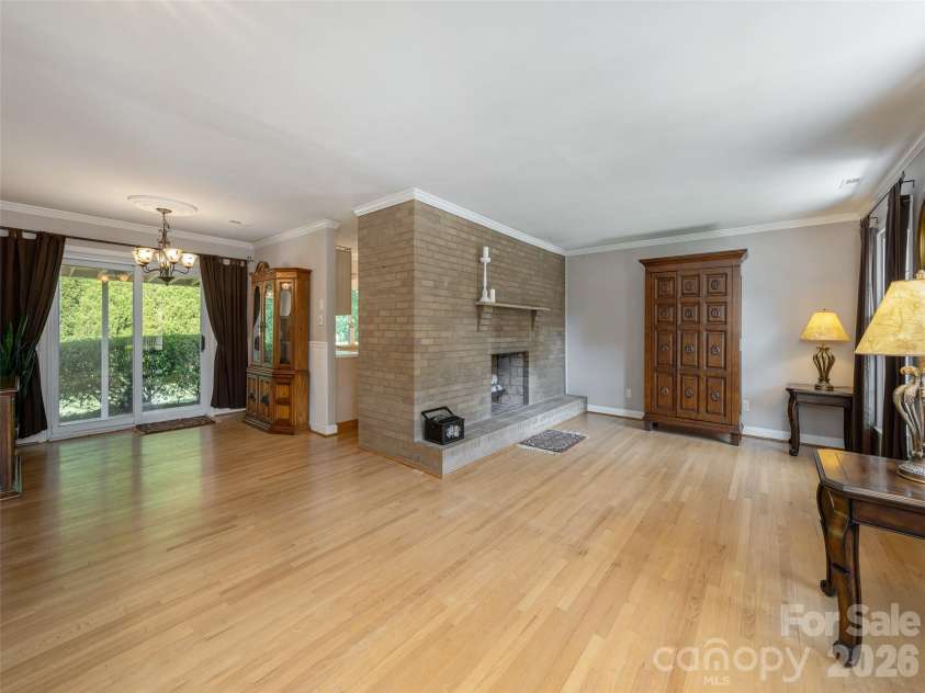 303 Tree Haven Boulevard, Hendersonville, NC 28791.  MLS# CAR4414880, YatesRealty ID 44459. 