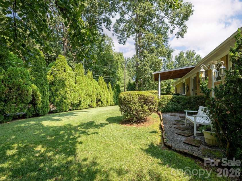 303 Tree Haven Boulevard, Hendersonville, NC 28791.  MLS# CAR4414880, YatesRealty ID 44459. 